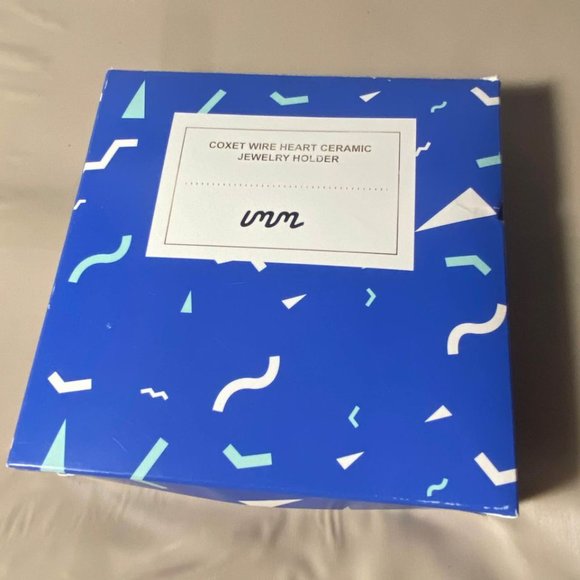 Imm “Coxet” Heart Wire Ceramic Jewelry Stand New R - Picture 5 of 8